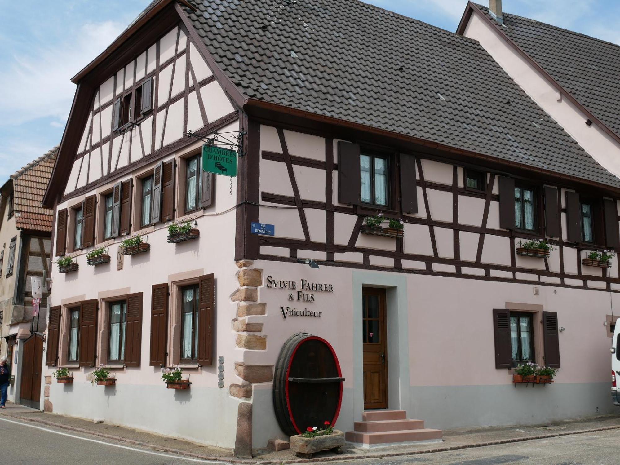 Les Suites - La Cour St Fulrad Saint-Hippolyte (Haut-Rhin) Exterior foto