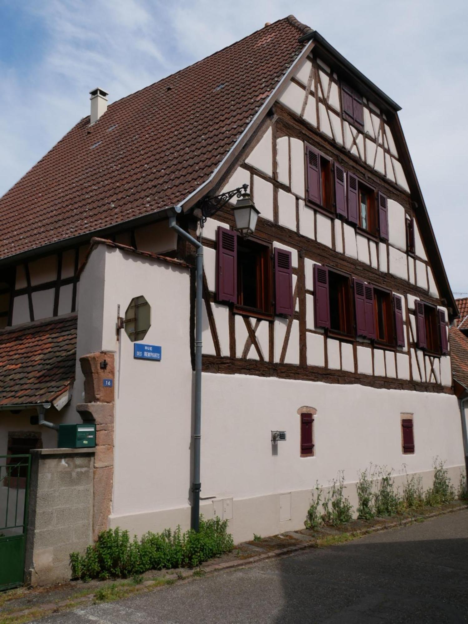 Les Suites - La Cour St Fulrad Saint-Hippolyte (Haut-Rhin) Exterior foto