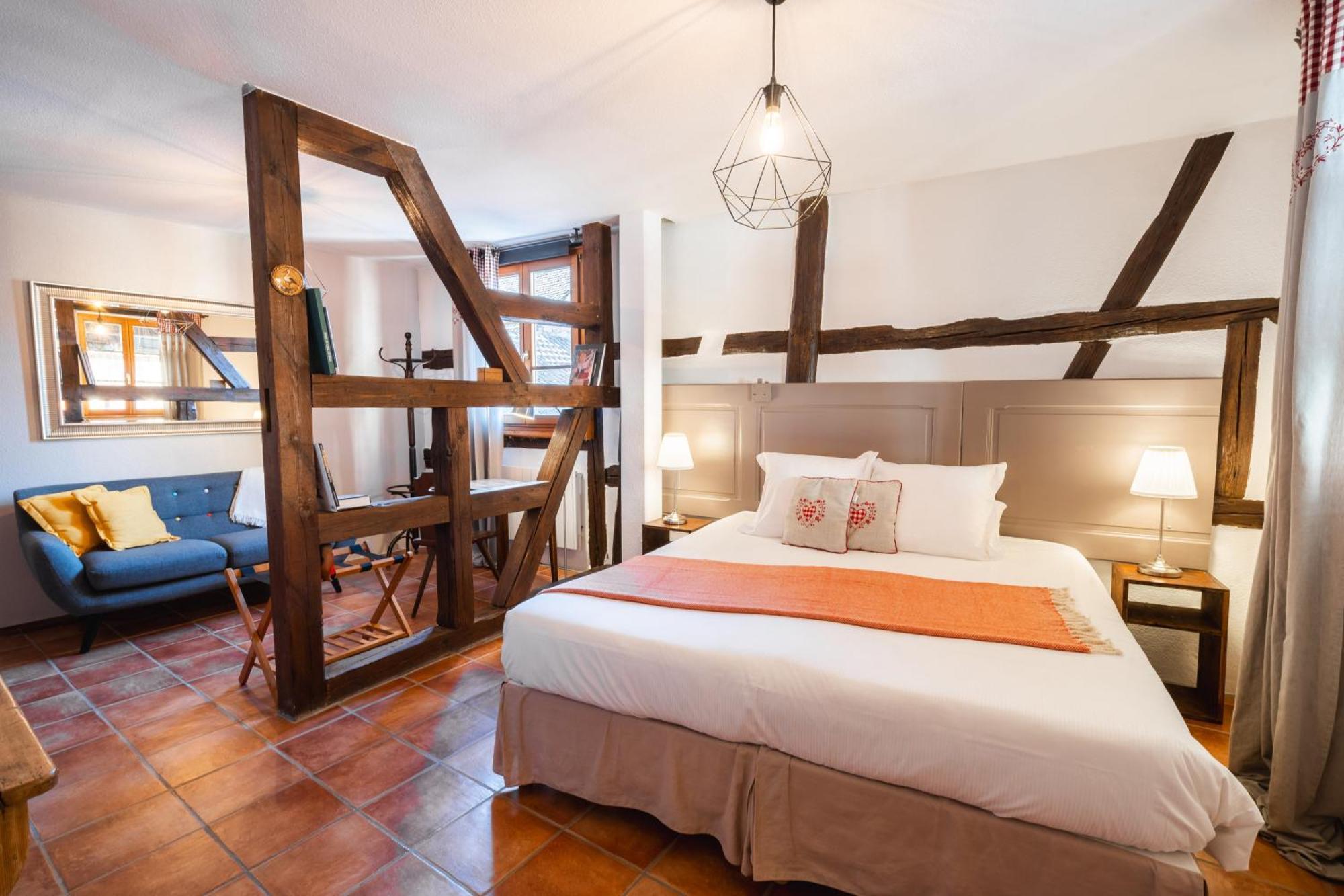 Les Suites - La Cour St Fulrad Saint-Hippolyte (Haut-Rhin) Exterior foto